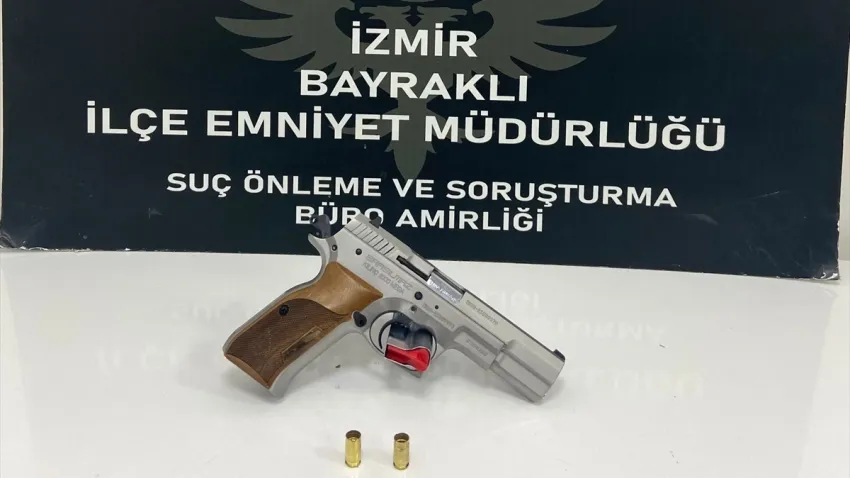 İzmir'de yılbaşı gecesi havaya ateş açan şüpheliye adli işlem yapıldı