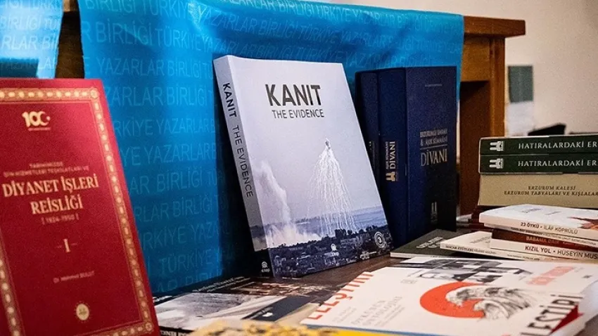Anadolu Ajansı'na 'Kanıt' kitabıyla Habercilik Özel Ödülü haberinin görseli