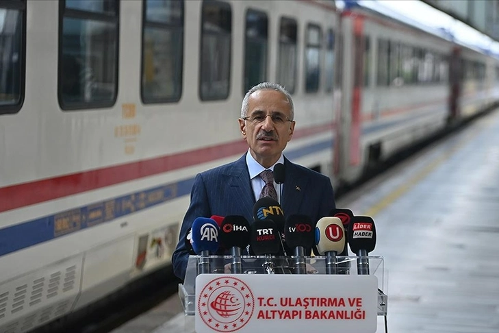 Bakan Uraloğlu TCDD’nin 2024 verilerini değerlendirdi haberinin görseli