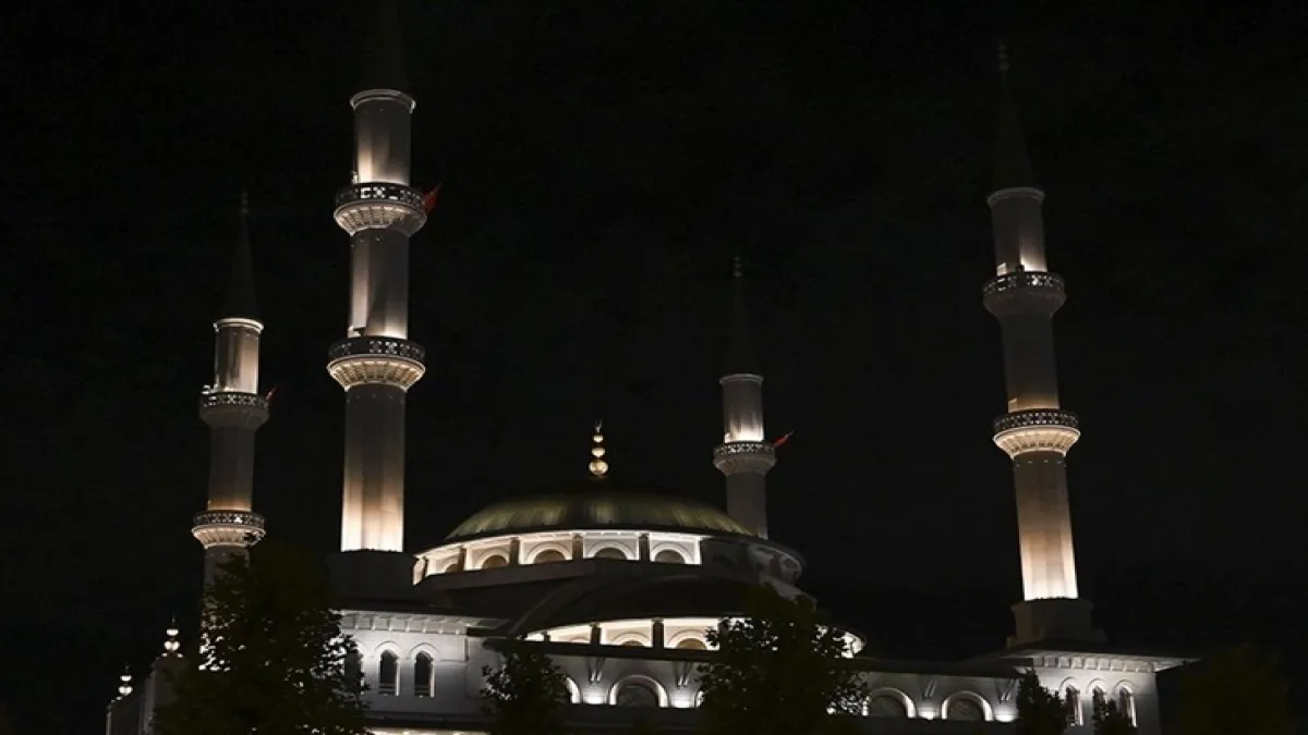 Beştepe Millet Camisi'nde Regaip Gecesi Özel Programı haberinin görseli