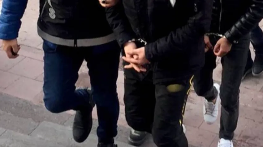 Diyarbakır’da kumar baskını: Polis önce mutlu yıllar diledi ardından ceza kesti haberinin görseli