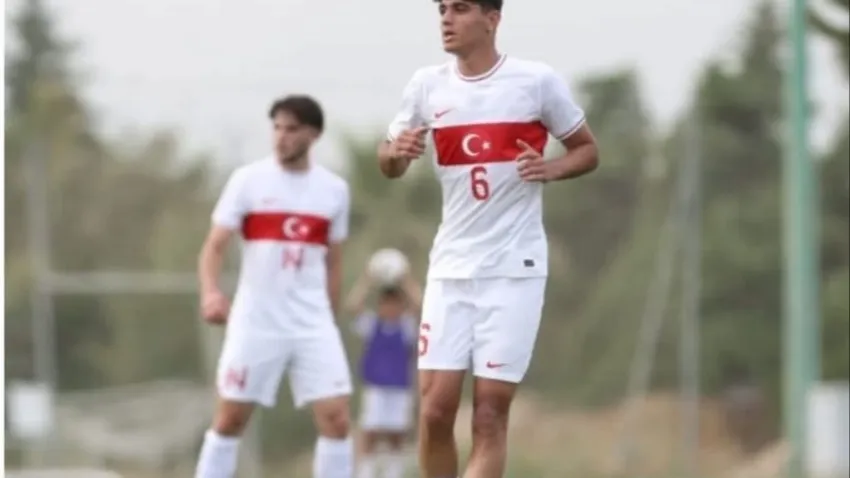 İzmirli milli yıldız Galatasaray'ın gündeminde haberinin görseli