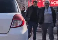 Küfür nedeniyle çıkan kavgada husumetlisini bıçakladı!