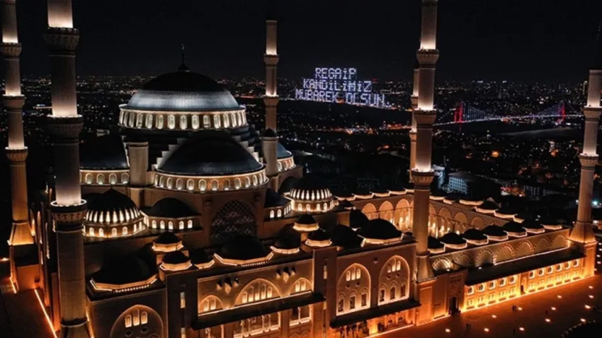 Regaip gecesi yapılacak ibadetler neler, nasıl yapılır? Regaib Kandili’nde oruç tutulur mu? haberinin görseli