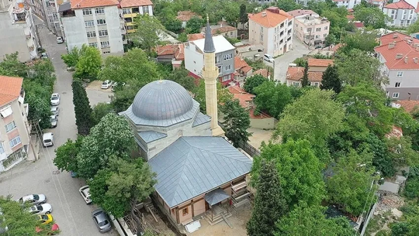 Tarihi camiler Regaip Kandili'nde ibadete açılacak haberinin görseli