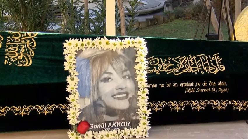 Ünlü sanatçı Gönül Akkor son yolculuğuna uğurlandı haberinin görseli