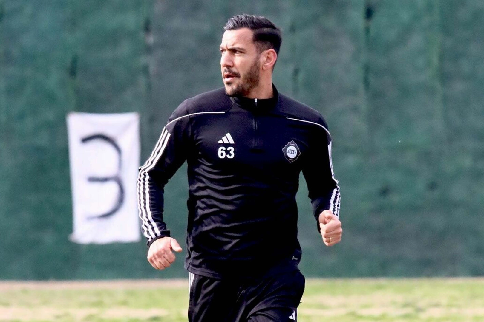Altay, Deniz'den çıkış bekliyor haberinin görseli