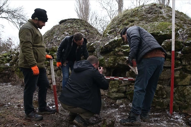 UNESCO mirası Mahmut Bey Camisi yanındaki hamamda kurtarma kazıları