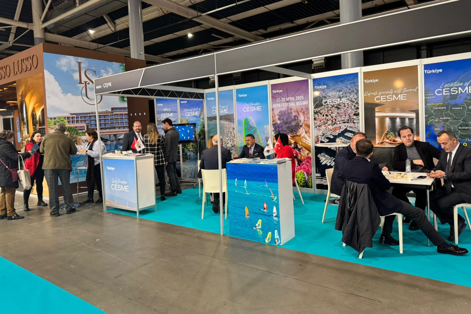 Hollanda’nın en büyük turizm fuarında Çeşme rüzgarı haberinin görseli