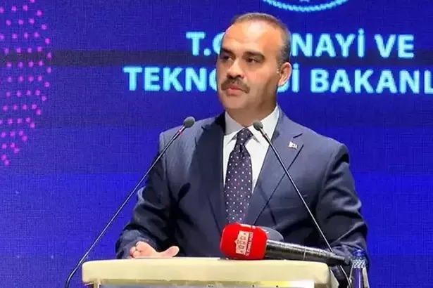 Bakan Kacır: Türk milletinin adını 21’inci asra biz yazıyoruz