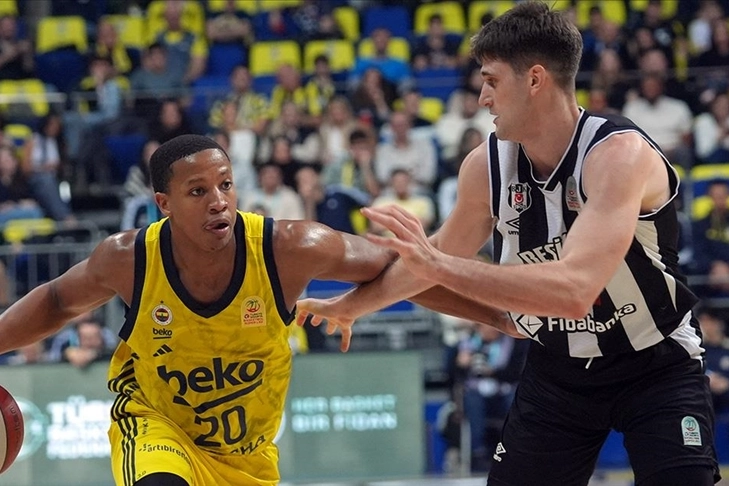 Basketbolda derbinin kazananı Fenerbahçe Beko