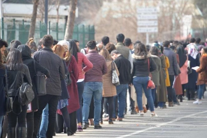 İSİG Meclisi: Gençler yoksulluk, güvencesizlik ve geleceksizlik kıskacında