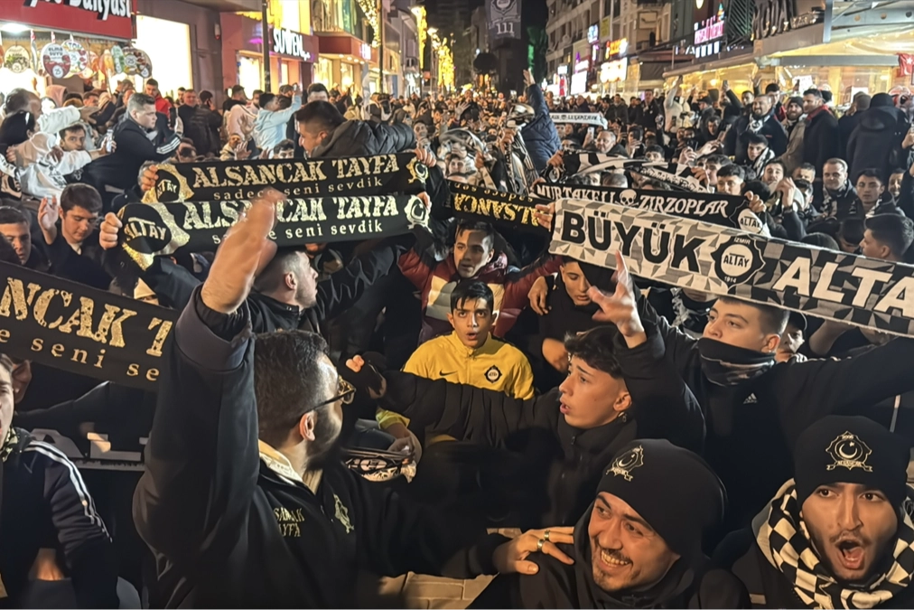  Altay'da 111'inci yıl coşkusu