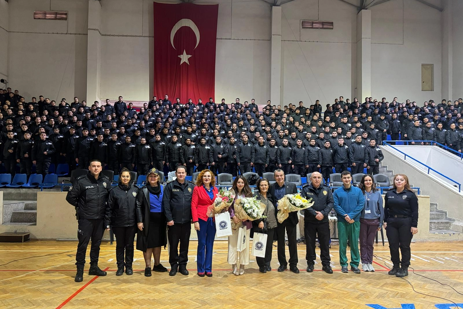 Yeşilay İzmir Şubesi’nden“Bağımlılıkla Mücadele Sempozyumu” haberinin görseli