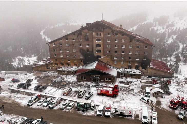 Bolu Belediyesi’nin yanan otel restoranı için 19 gün önce onay verdiği ortaya çıktı