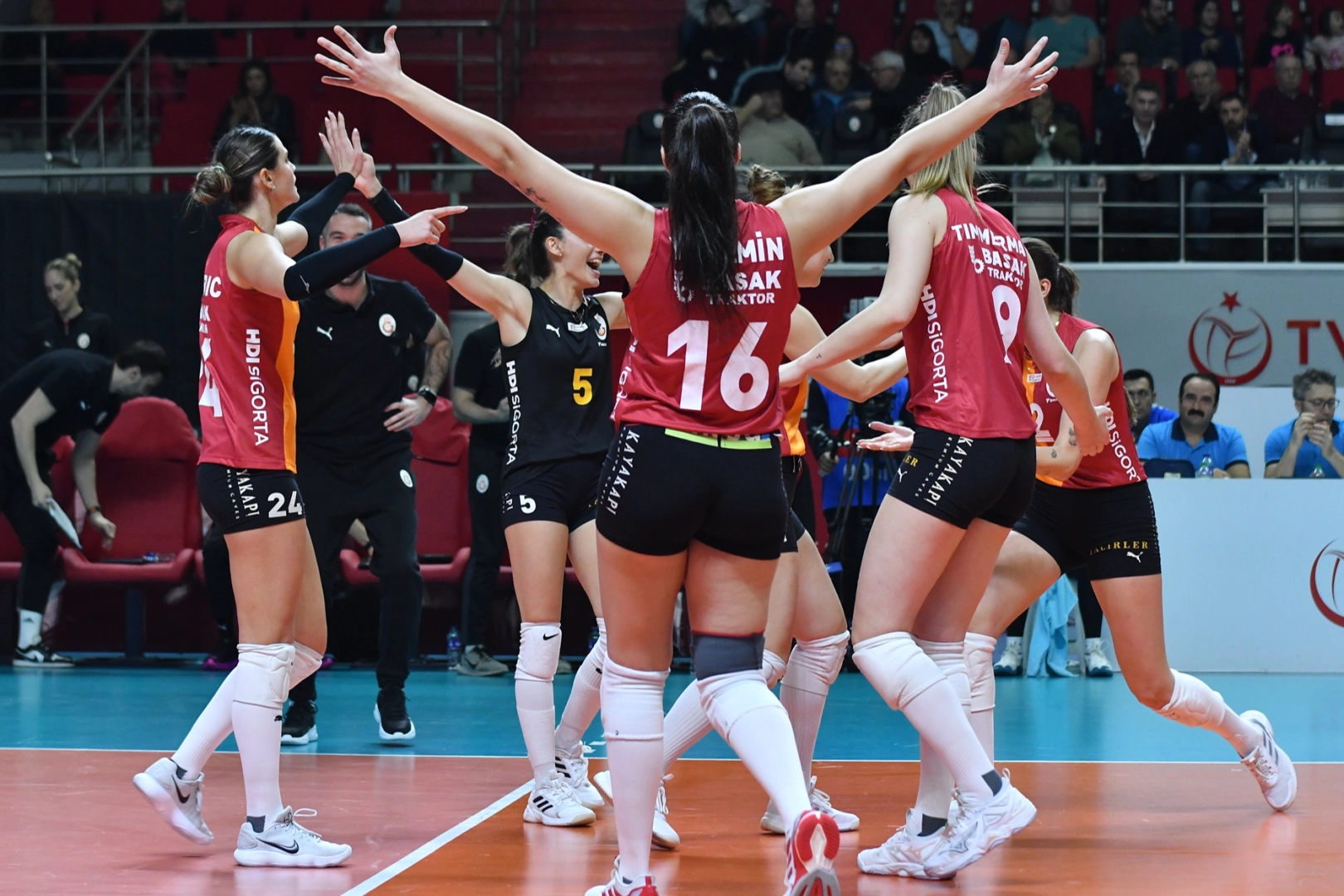 Galatasaray Daikin, CEV Challenge Kupası'nda yarı finalde