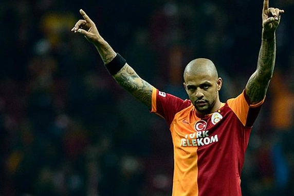 Felipe Melo futbolu bıraktı