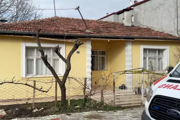 Tokat’ta feci olay: Arkadaşını baltayla öldürdü