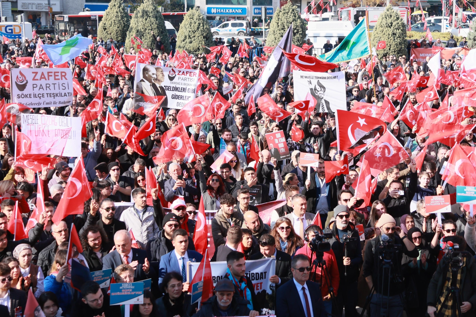 Zafer Partisi’nden İzmir’de 