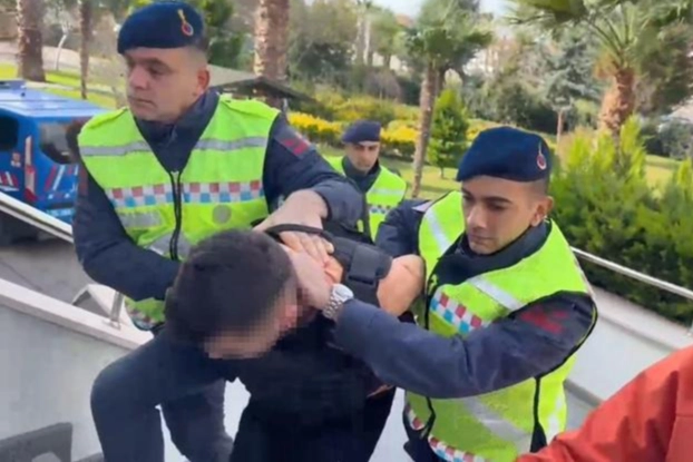 Dehşet veren olay: 'Sabah birini öldürme hissi ile uyandığı’ için arkadaşını bıçakla öldürdü!