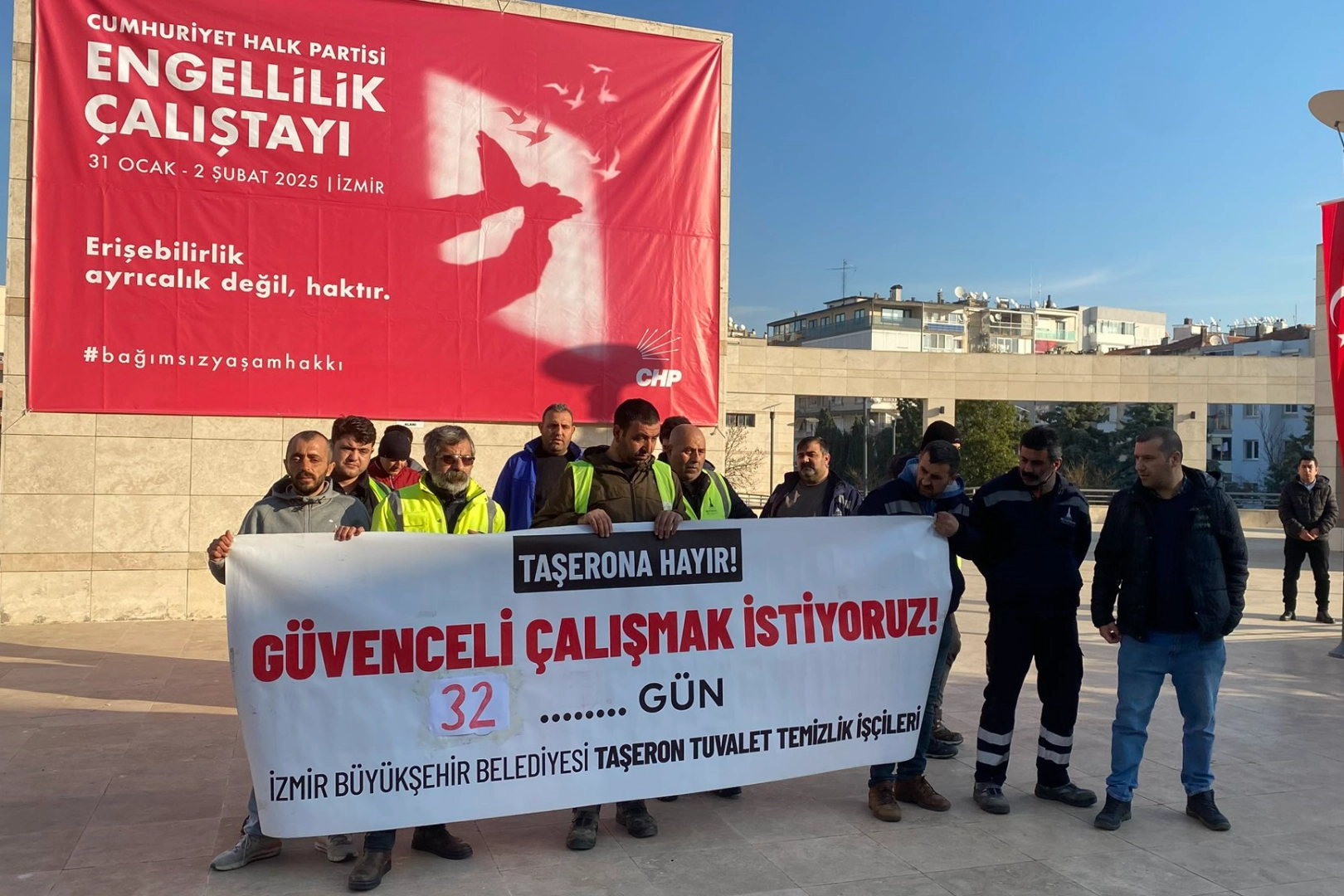 Özgür Özel’in katılacağı çalıştay öncesinde taşeron işçilerden eylem