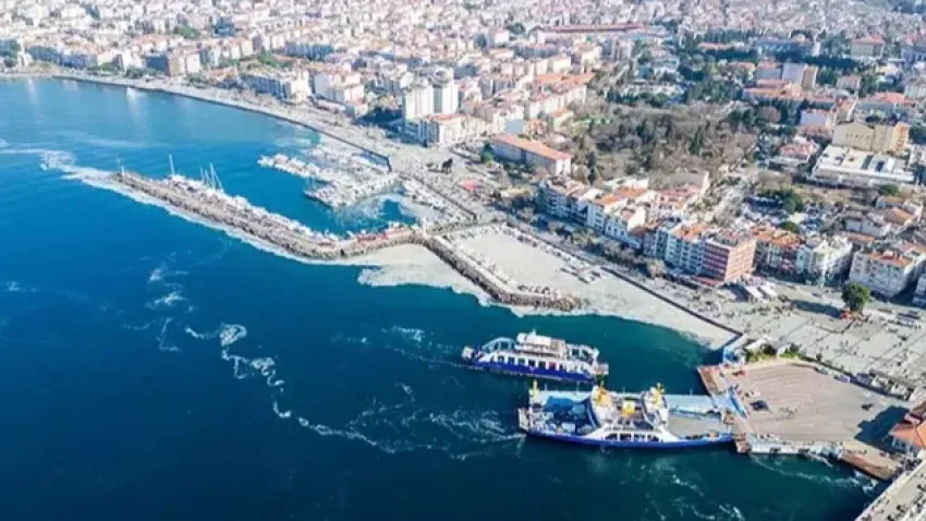 Çanakkale Boğazı'ndaki müsilaj dronla kaydedildi haberinin görseli
