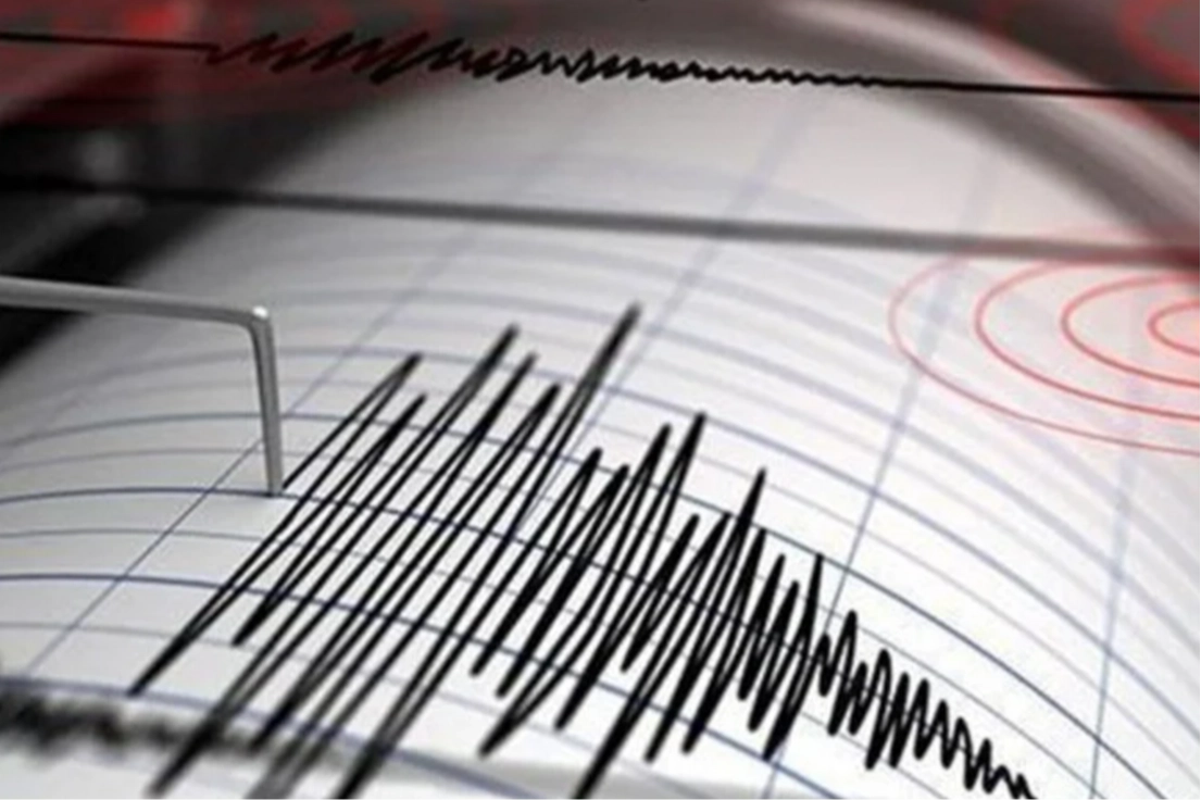 Ege Denizi'ndeki sarsıntılar sürüyor: Bir deprem daha! haberinin görseli