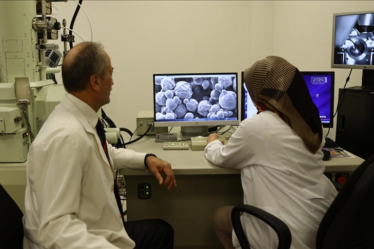 OMÜ’den nanoplastiklerin tavuk eti ve yumurtalarla vücuda girmesi üzerine araştırma