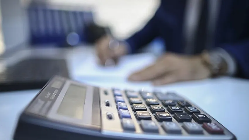 Sanatçılara vergi denetimi: 150 kişide uyumsuzluk tespit edildi haberinin görseli