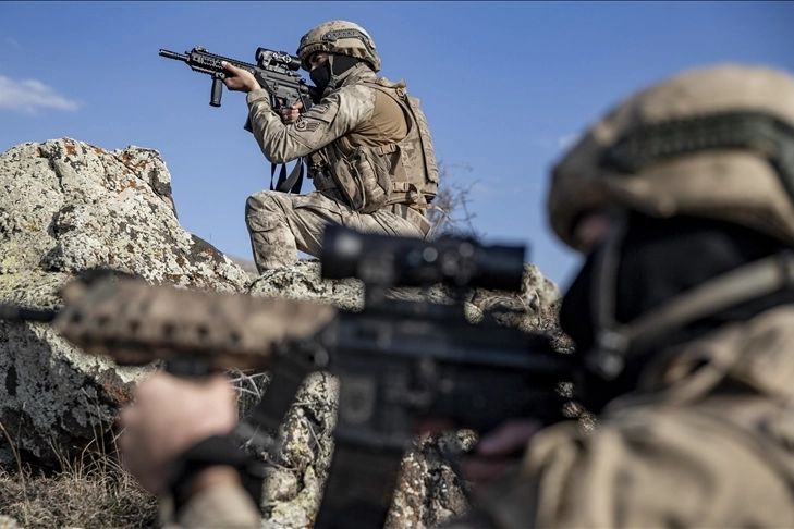 Suriye'nin kuzeyinde operasyon: 23 PKK/YPG'li terörist etkisiz hale getirildi haberinin görseli