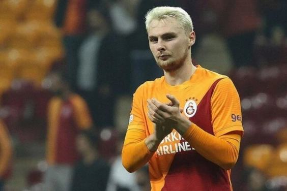 Galatasaray'da flaş ayrılık!