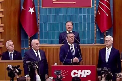 İki milletvekili CHP'ye katıldı!