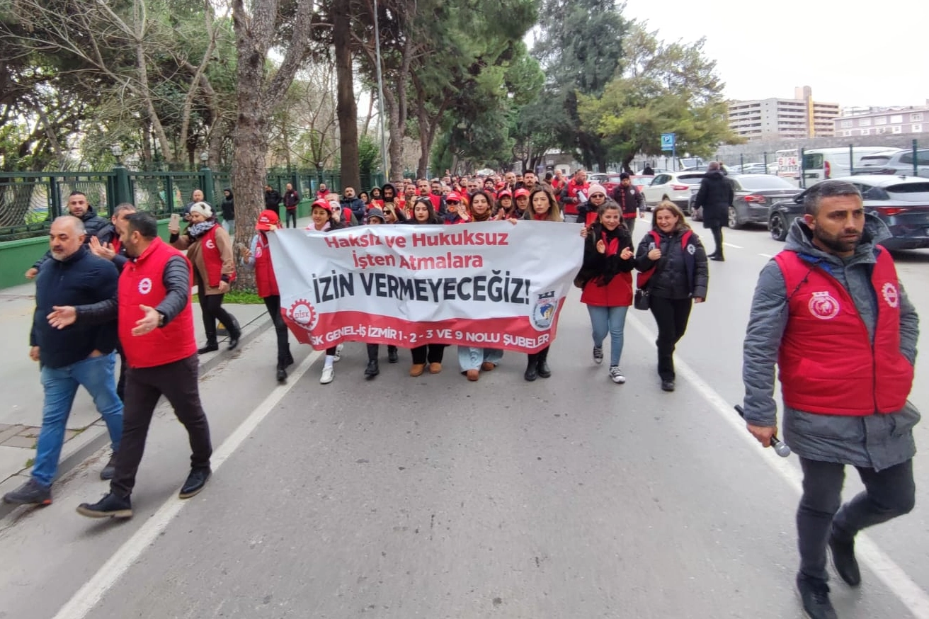 İzmir'de işçi direnişi ikinci gününde