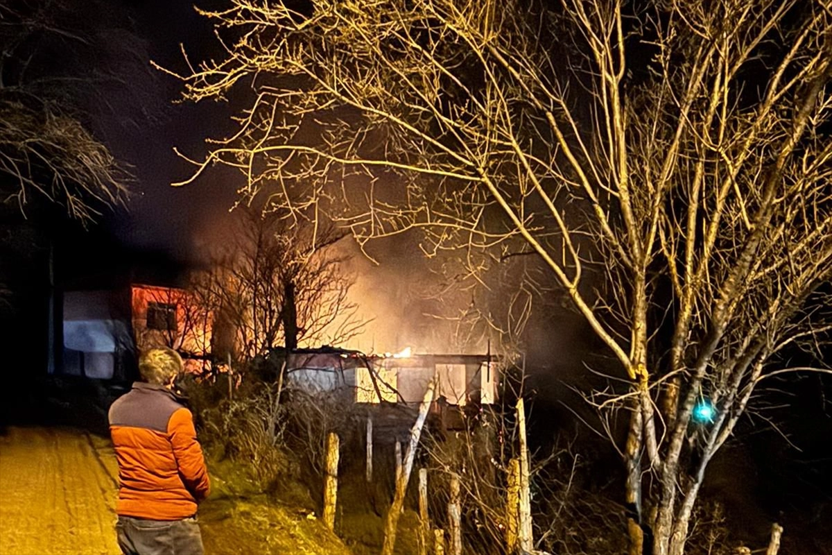 Kütahya'da evde çıkan yangında Kıbrıs gazisi hayatını kaybetti