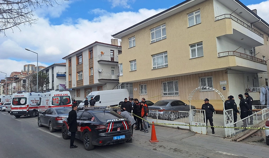 Ankara’da şizofreni hastası anne dehşet saçtı: Çocuklarının bileklerini kesti!