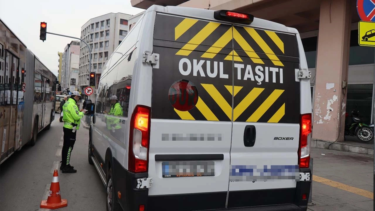 İzmir'de okul servislerine denetim