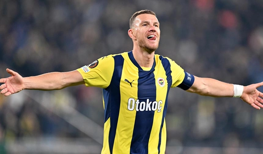 Anderlecht maçında sakatlanmıştı: Edin Dzeko'da kırık tespit edildi