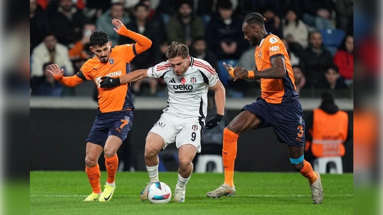 Beşiktaş Başakşehir ile golsüz berabere kaldı