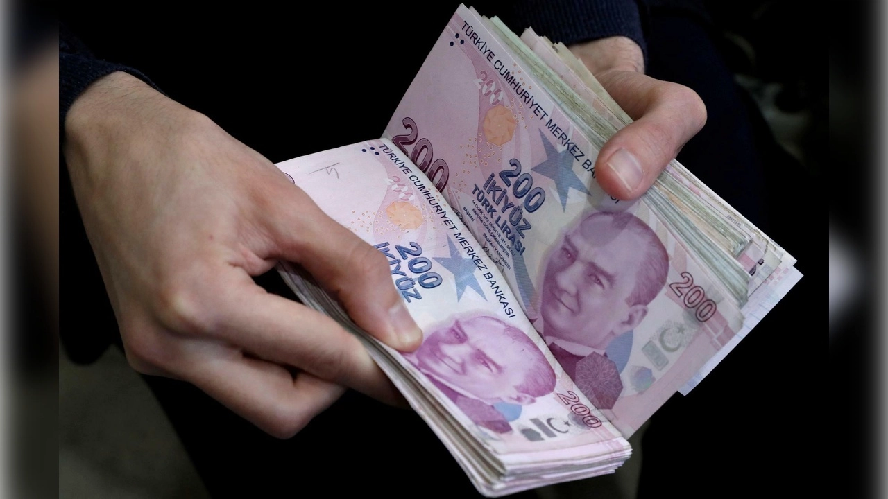 Emekli maaşına zam yolda! Bakanlar toplanıyor