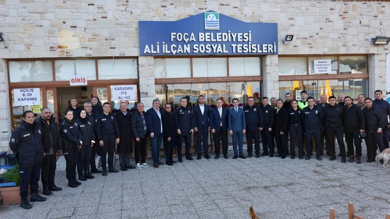 Foça eski Emniyet Müdürü Ergül Çetin yeni görevine uğurlandı