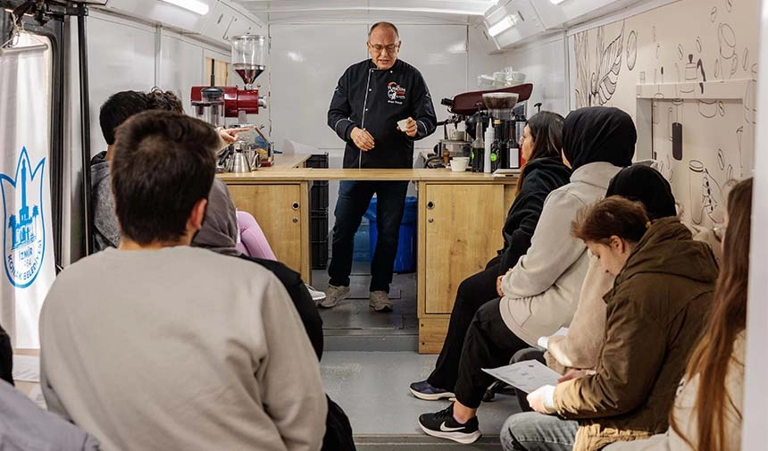 Konak’ta gençlere özel Mobil Barista Kursu