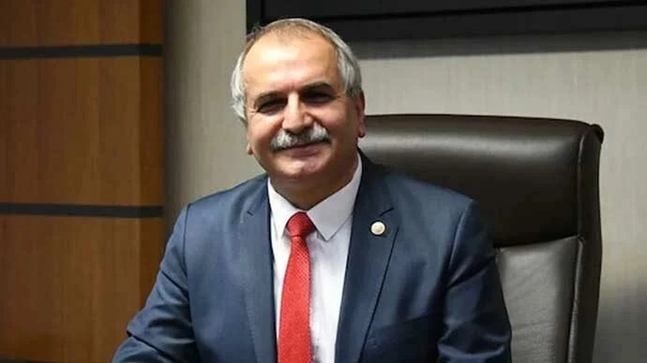 Yeniçağ’ın patronu Ahmet Çelik, kardeşi tarafından bıçaklanmıştı! İddianamede dikkat çeken detaylar… Cezası belli oldu haberinin görseli