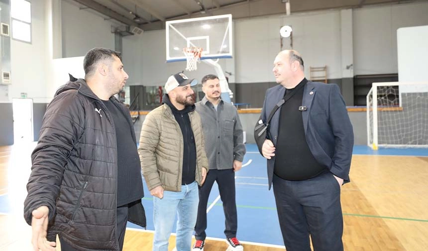 Başkan Çiçek talimat verdi: Gümüldür Spor Salonu yenilendi