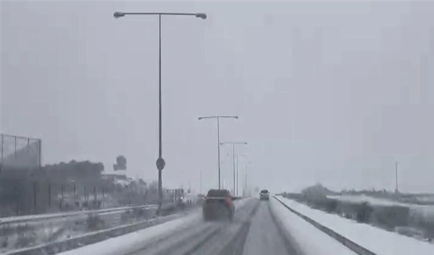 Beklenen kar İstanbul'a giriş yaptı!