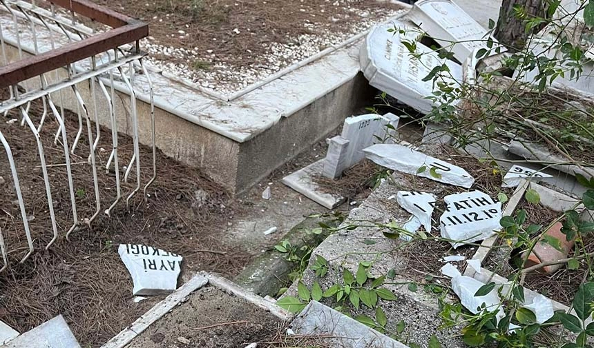 İzmir haber: Mezar taşlarına zarar veren 2 şüpheli tutuklandı