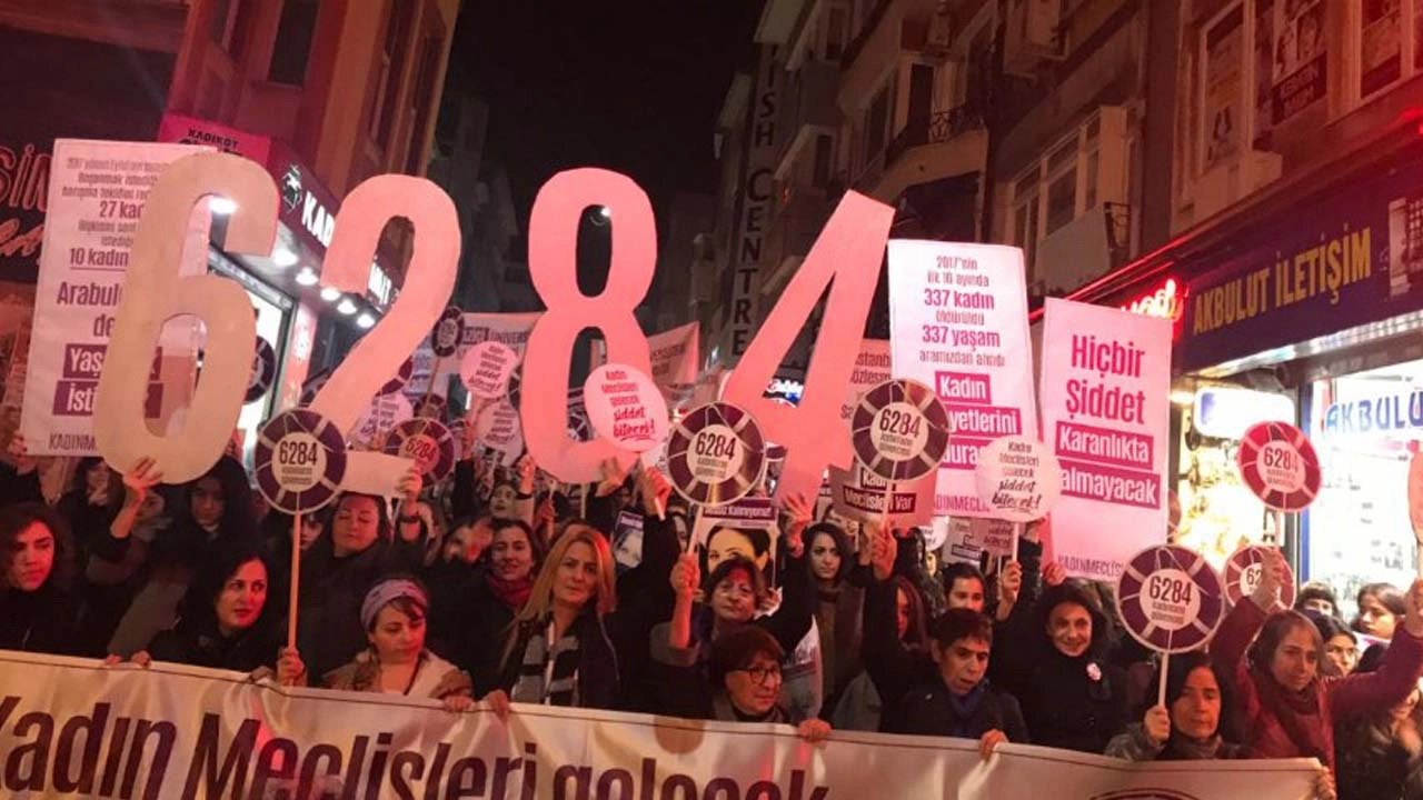 Kadın Meclisleri: Erkekler kadınlarla boşanmak yerine tüm aileyi öldürebiliyor