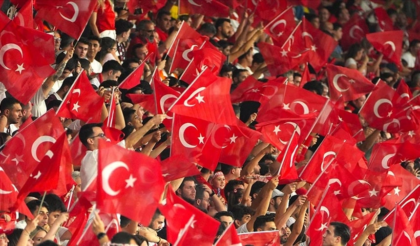 A Milli Futbol Takımı'nın Macaristan ile yapacağı maçın öncelikli biletleri satışa çıkarıldı