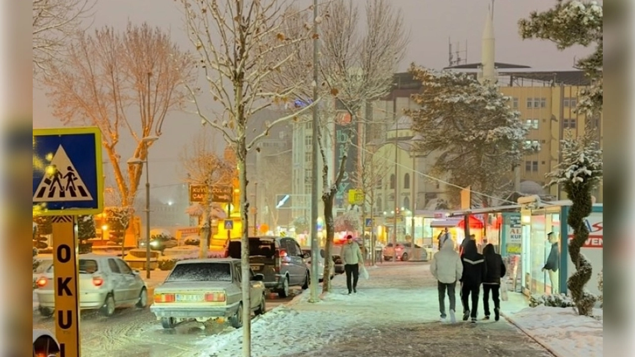 Malatya’da eğitime buzlanma engeli