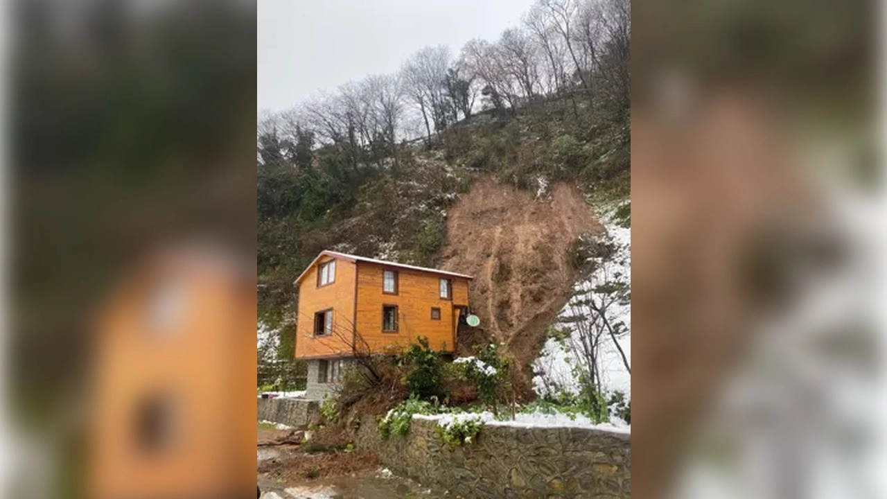 Trabzon’da heyelan evin kapısını kapattı: 2 kişi mahsur kaldı