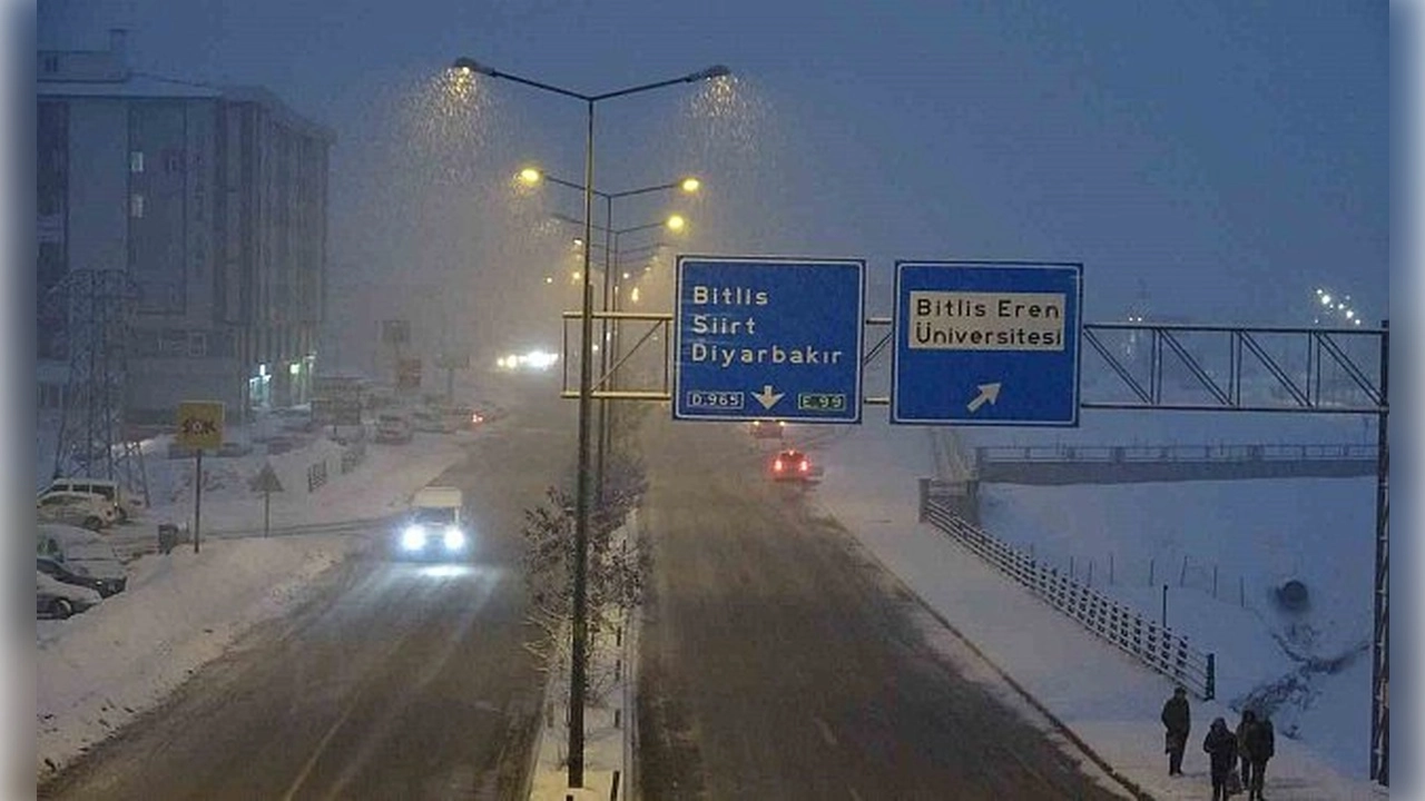 Bitlis’te eğitime beyaz örtü